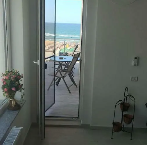 Lägenhet Maravali Năvodari