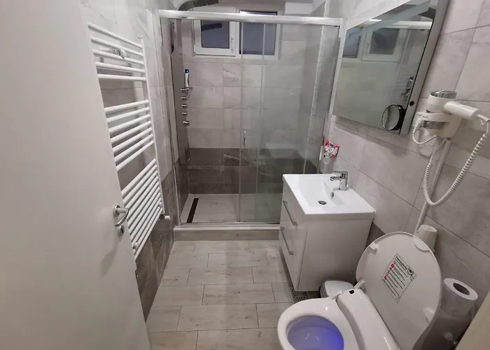 Maravali Lägenhet Năvodari