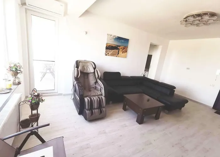 Maravali * Năvodari